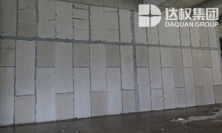 建材行業中的新寵—輕質隔墻板