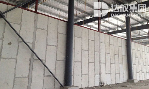 想建棟別墅？選擇輕質隔墻板省時省心！